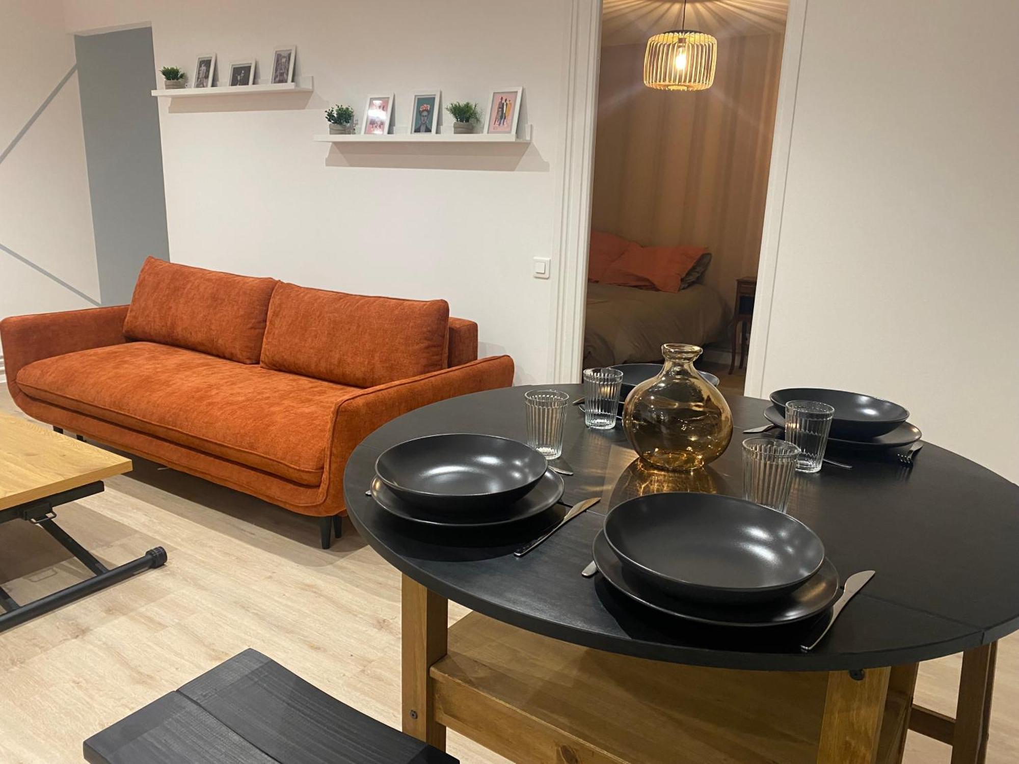 Appartement Elegant, Spacieux, 2 Couchages, Proche Centre